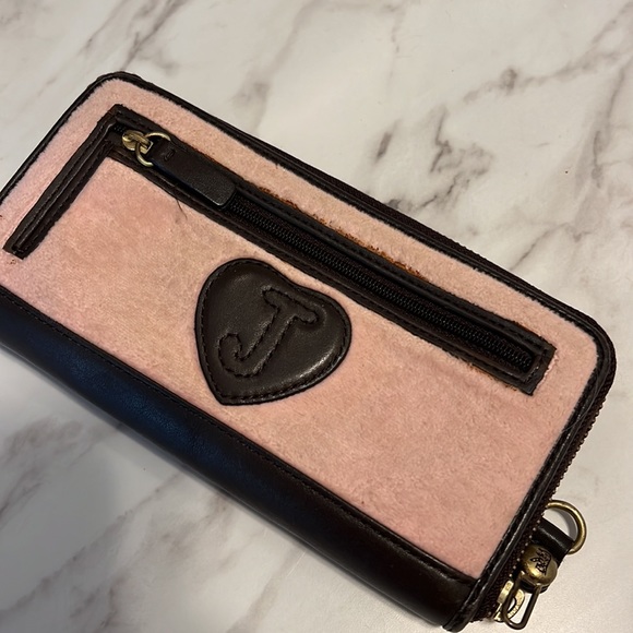 VINTAGE JUICY COUTURE TERRY CLOTH WALLET - Picture 3 of 9